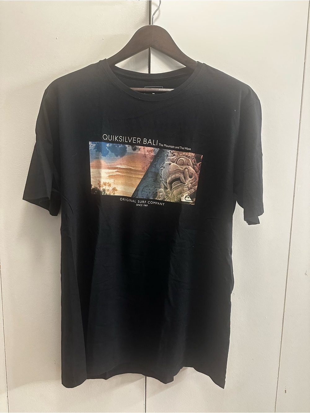 Quiksilver Black Bali Graphic Tee - Short Sleeve Men's Shirt
